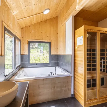 Premium Chalet with Infrared Sauna