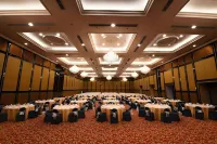 Mahkota Hotel Singkawang Hotels in Pasiran