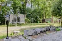 Château d'Avesnes - le Castelet Hotels in Forges-les-Eaux