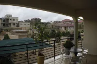 Dokua Royal Hotel Hotels in Oduman