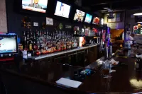 VIP Inn and Suites - bar