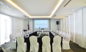Thunderbird Resorts - Poro Point