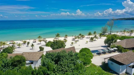 The Secret Garden Koh Rong Отели рядом с достопримечательностью «Као Тауч Бич»