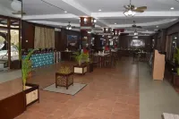 Tashi Namgay Grand