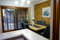 Adelaide Style Accommodation - Getaway in North Adelaide - 4-Star