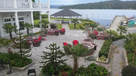 Prestige Oceanfront Resort, BW Premier Collection