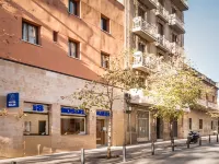 Hostal Baler Hotels near Barcelona Sants Railway Station