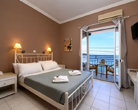 Ipsos di Mare Hotels in Feakes