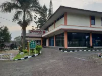 Cisarua Indah Cottage Hotels in Cisarua Subdistrict