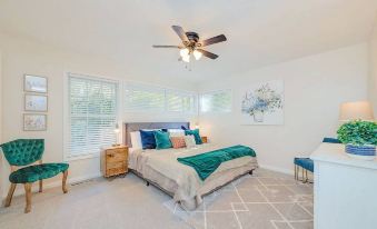 The Beehive New 4 Bedroom Listing Next to CNU
