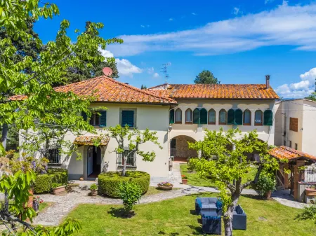 Borgo Castagnoli Отели рядом с достопримечательностью «Греве-ин-Кьянти»