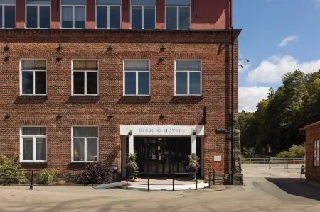 Gibsons Hotell Отели в г. Партиле