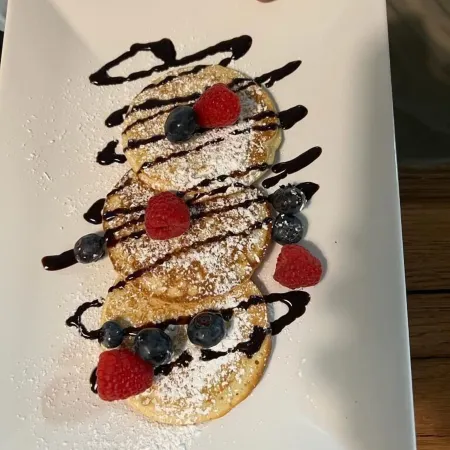 Passage 84 - Hotel & Café