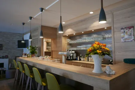 Landhotel Salmen Отели в г. Лаутенбах