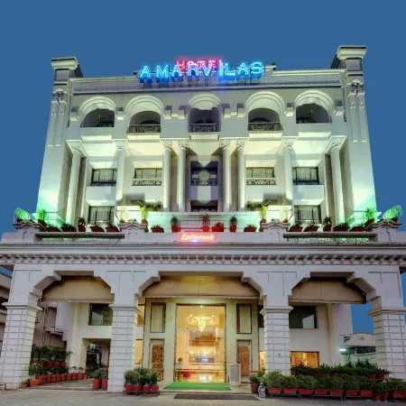 Hotel Amarvilas