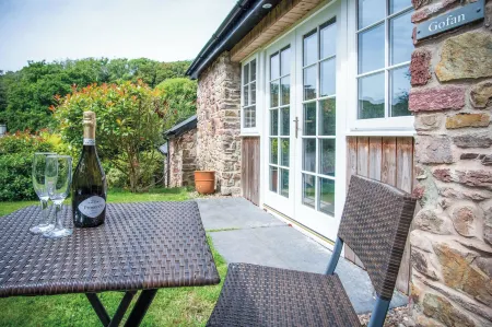 Gofan - 1 Bedroom Studio - St Ishmael's