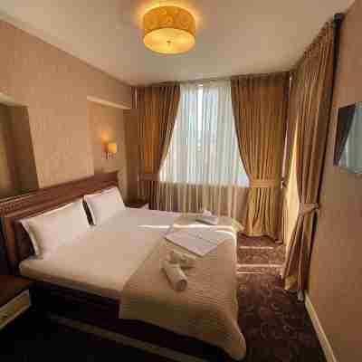 Rozafa Hotel Rooms