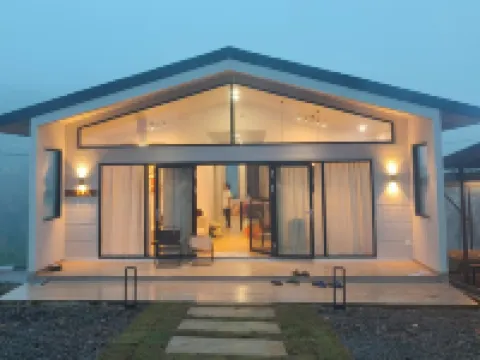 ザ パンピネス ヴィラ クンダサンのホテル