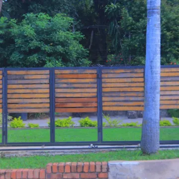 Thullyteams Guesthouse