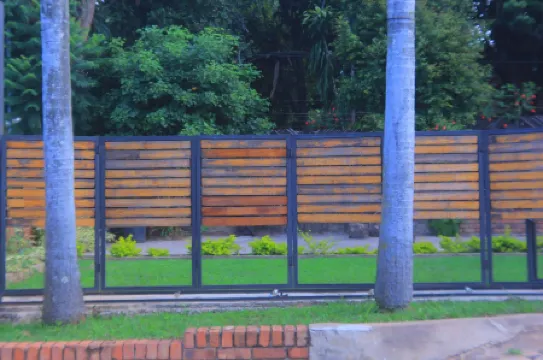 Thullyteams Guesthouse