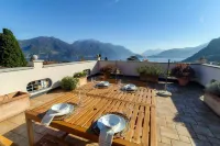 Villa Viviana - by Myhomeincomo