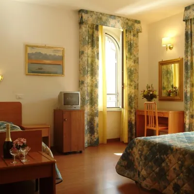 Hotel Tirreno Hotels near Colosseum