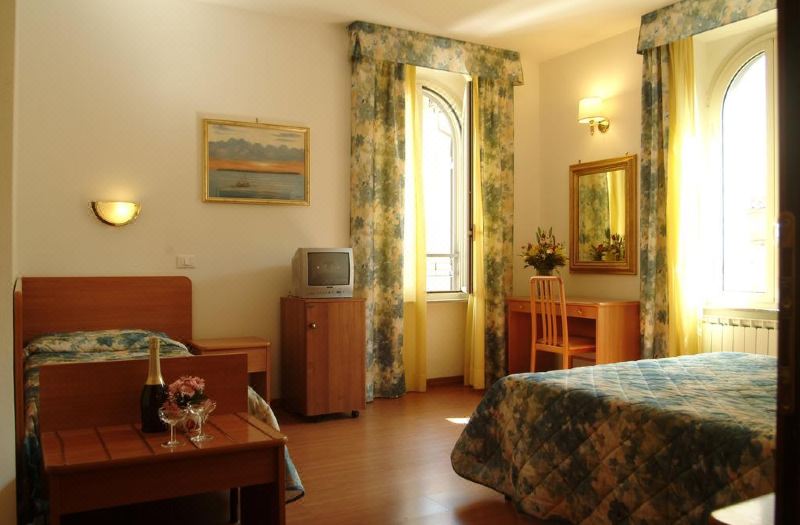 Hotel Tirreno