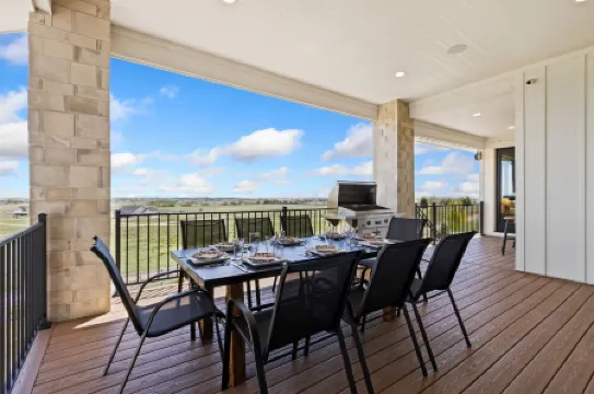 Bridle Ridge Retreat Modern Comfort, Open Views