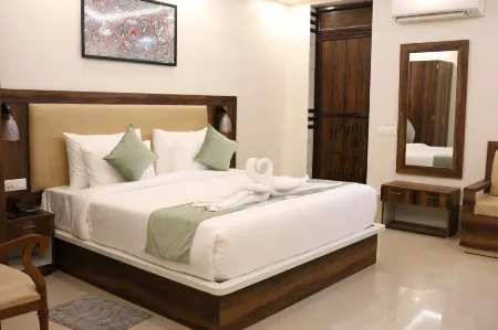 Four Seasons Resort Отели в г. Серайкела Харсаван