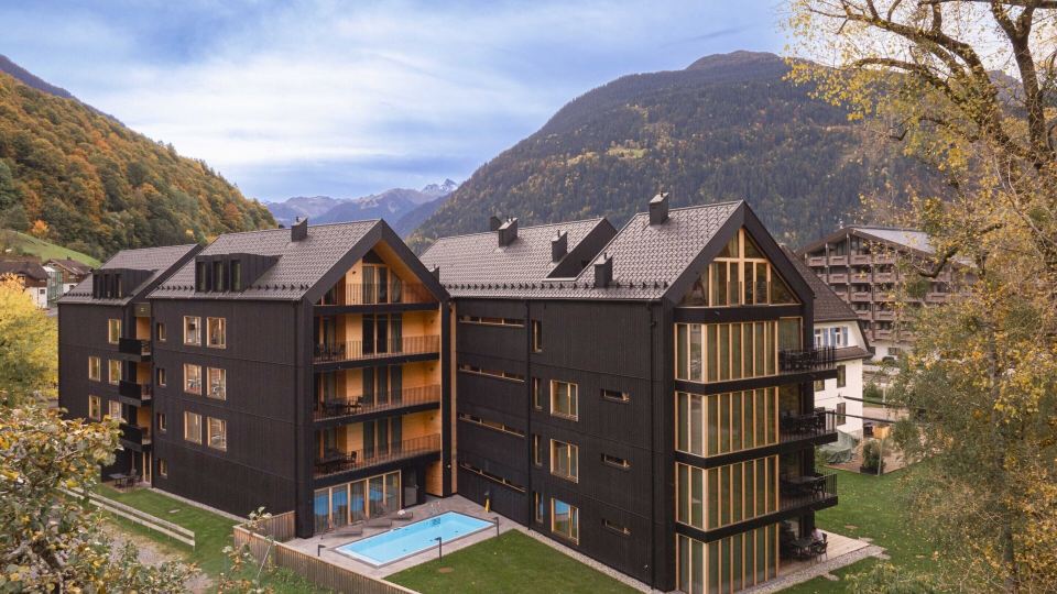 Superior 1-bedroom Apartment