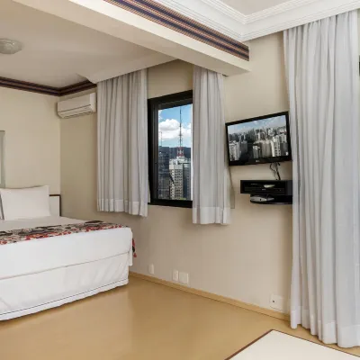 Central Park Flat Jardins Отели рядом с достопримечательностью «Авенида Паулиста»