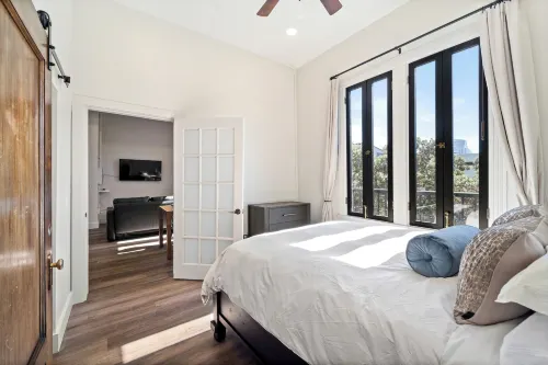 ザ アーティファクト