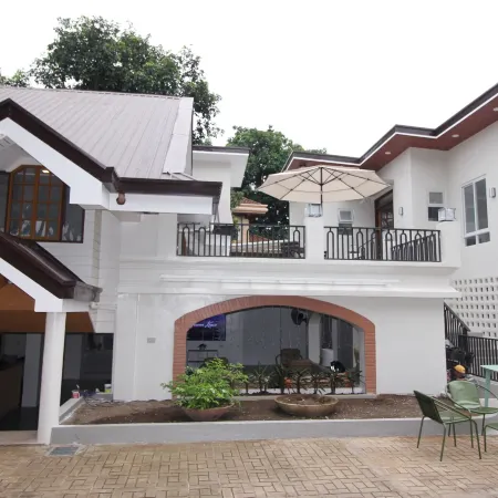 Hidden Oasis Resort