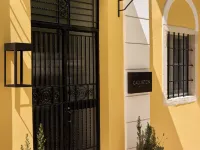 The Calliston Hotels near Serbian Museum