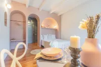 OC Lake Love by Rent All Como Hotels in Laglio