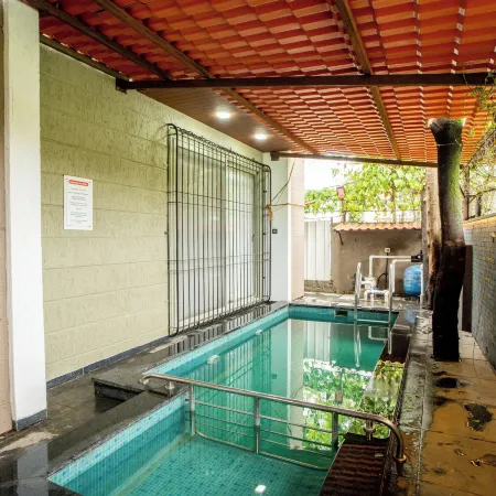 Alaya Stays Imperial Calista 4-BHK with Common Pool & Garden Near Karla Cavs and Bhushi DAM