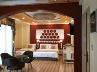 Rosemary Boutique Hotels in Маафуши