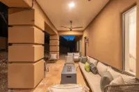 Primrose Palace Hotels in Fountain Hills