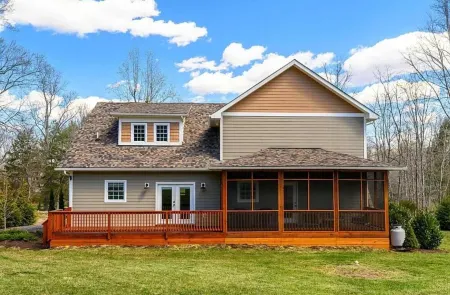 6-bedroom house in Nellysford with WiFi AC Skiing Tubing and Golf