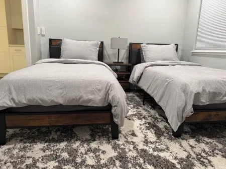 Luxury Waterfront Home – 3BR, 4 Beds, Stunning Views, Quiet Retreat & Comfort