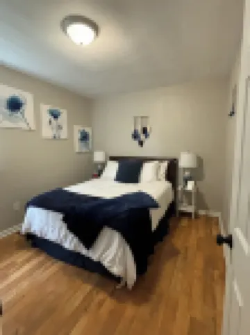 Riverside Retreat ~ One Story ~ 3bd/2ba ~ Steps to the River & Main St