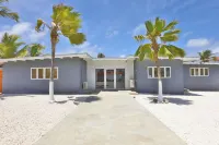 46 Sec to Beach Pool Side Massage Priv Chef Utv