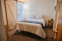 Ski-In/Ski-Out Townhouse at Tenney Mountain Resort Hotels in Plymouth