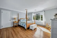 Lakefront Home in Lake Winola, PA