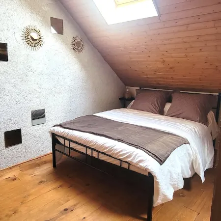 Self-catering cottage, air-conditioned, between the Loire Valley and Châteaux