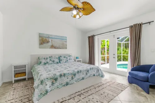 3br Villa, Private Heated Pool, Garage, EV-Charger