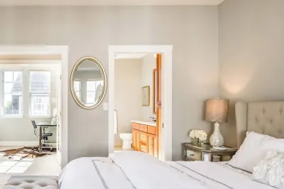 STUNNING EXECUTIVE 3 BEDROOM HOME WITH ATTACHED GARAGE Hotels in Haight-Ashbury