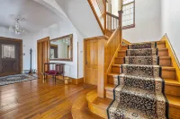 Stratton Creek Inn Hotels in Newfield