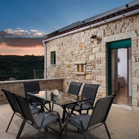 Villa Piedra