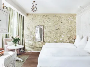 Relais & Chateaux Hotel Castel Fragsburg